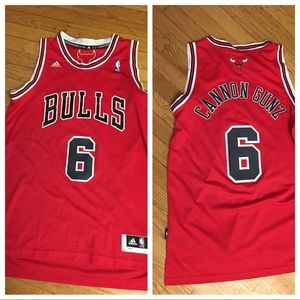 Bulls jersey red adidas medium men 6 cannon gunz